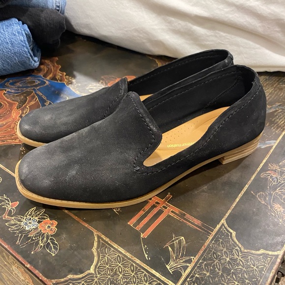 Clarks Leather Pure Hall Loafer - Picture 1 of 9